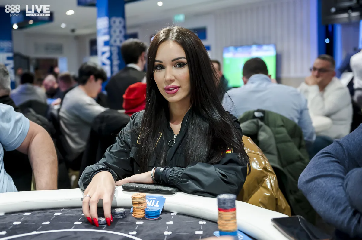 ensinar mulheres a jogar poker