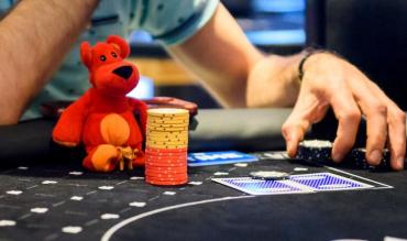 straddle poker