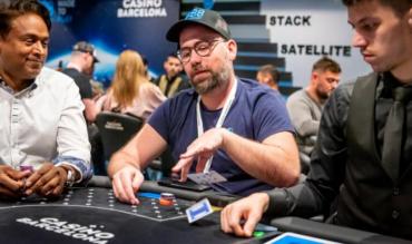888live poker 3-bet