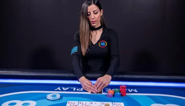 lucia navarro 888 poker