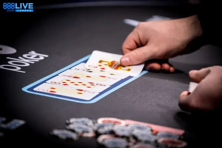 distribuições equity poker